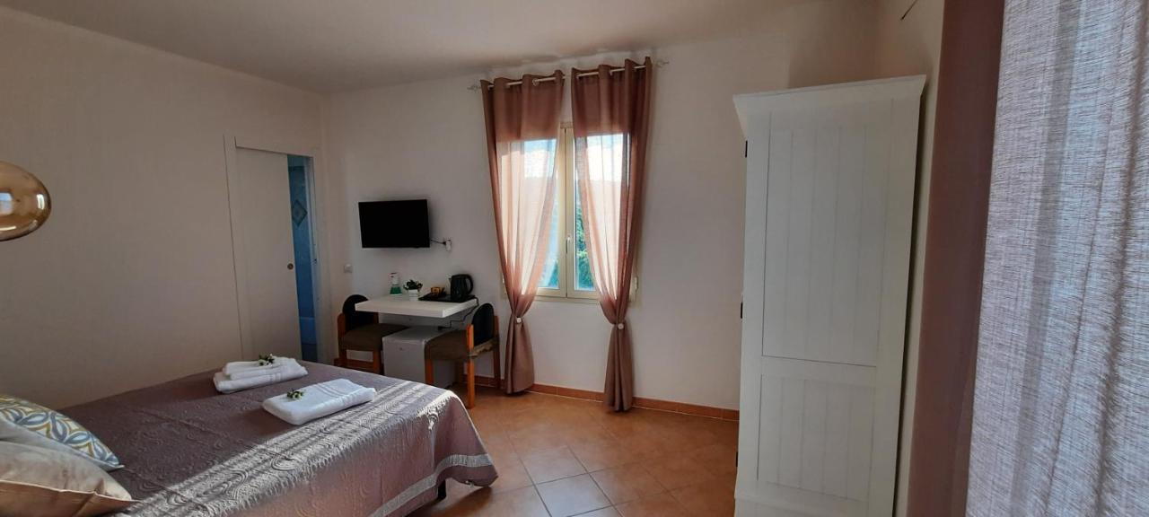 סנטה טרזה גאיורה Monte Becco Panoramic Rooms מראה חיצוני תמונה